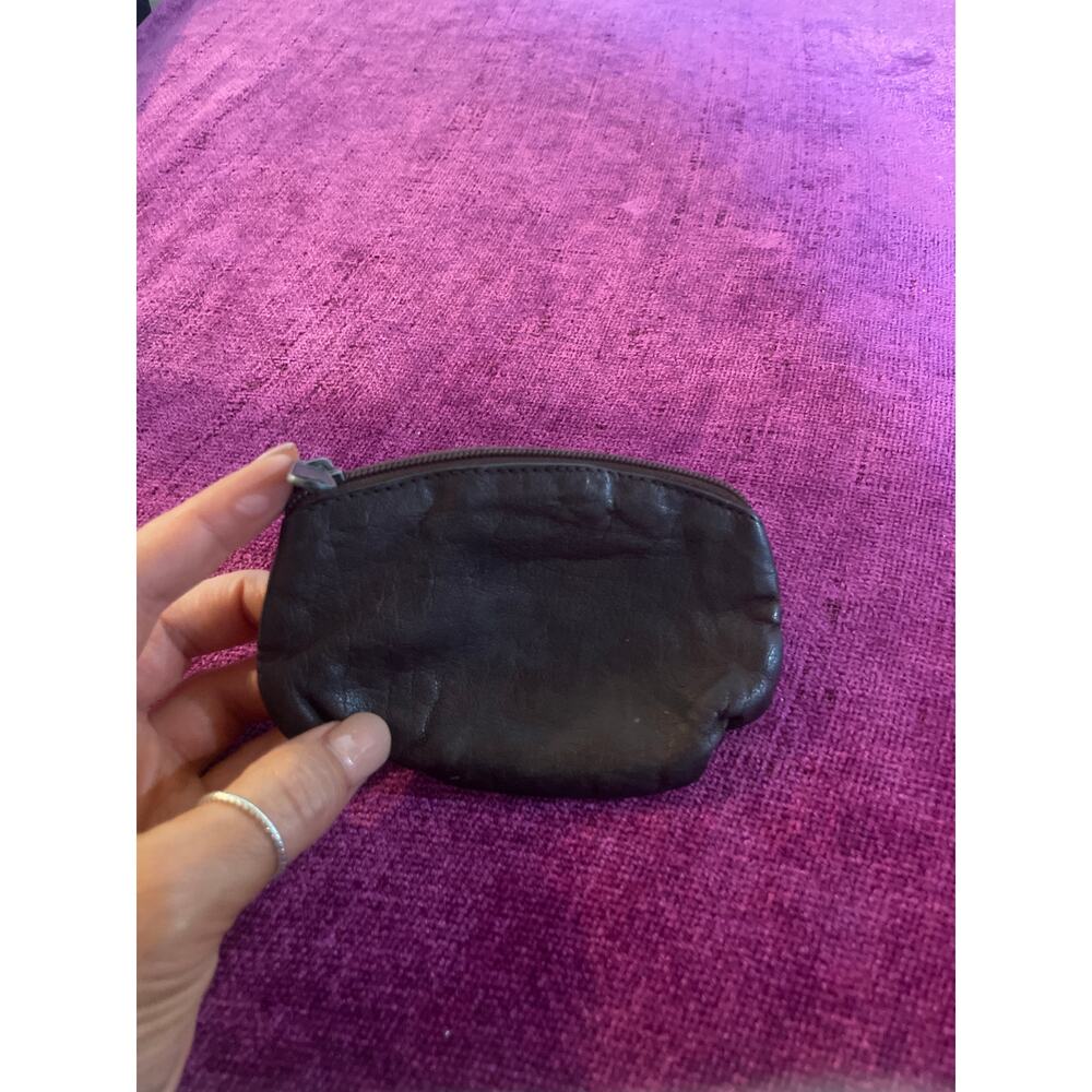 Vintage WILSONS Leather Tiny Coin Purse Clutch Lipstick Case MINIMALIST Change - Picture 3 of 4
